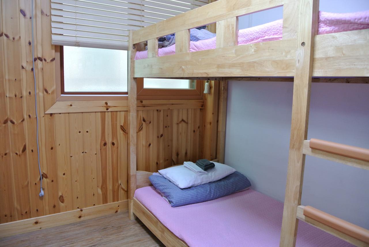 My Mother Guesthouse Jeju by Eksteriør bilde